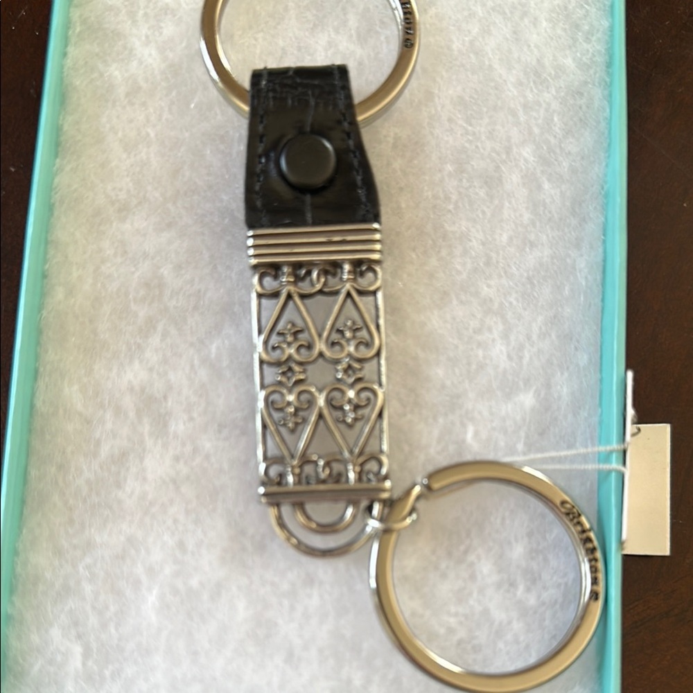 Brighton Silver and Black Keychain with Fleur-de-Lis Design NWT - Picture 2 of 11